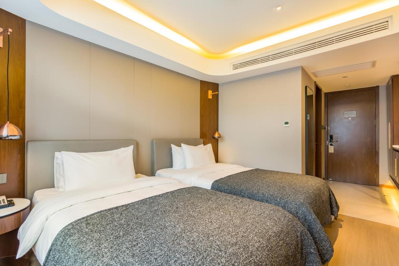 Hotel Yitel Collection