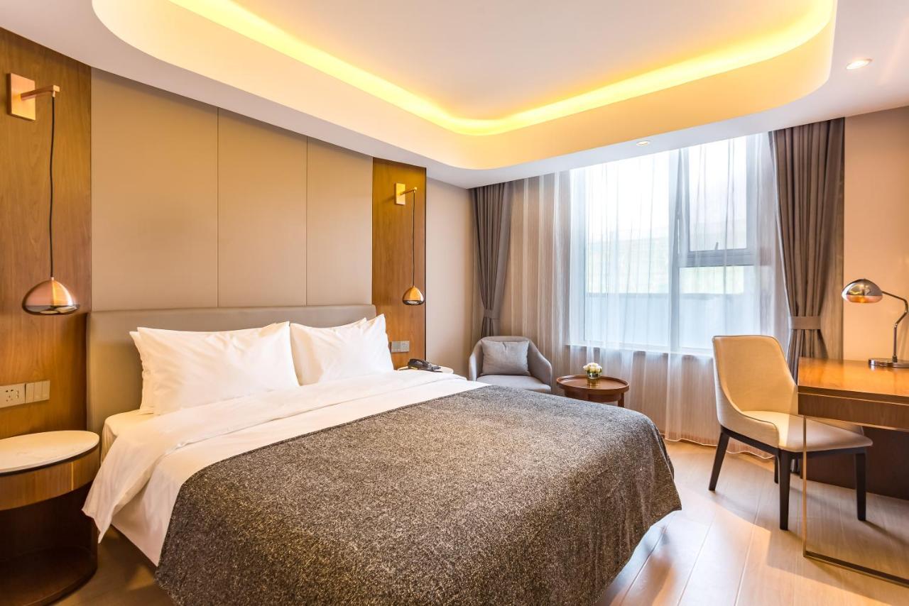Hotel Yitel Collection 4*