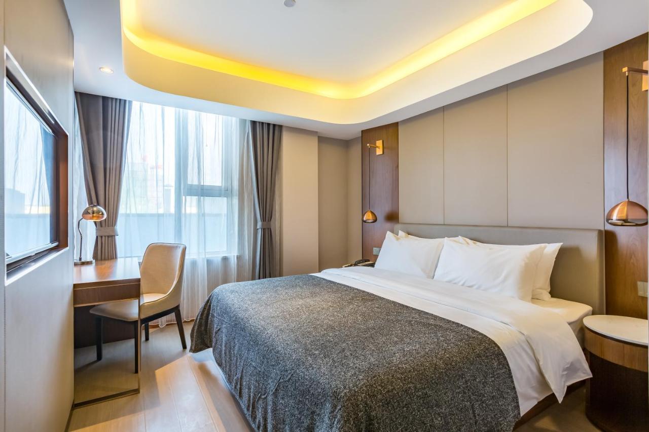 Hotel Yitel Collection 4*